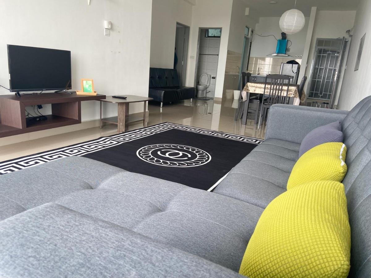 Relax Bear Homestay Tanah Rata Buitenkant foto