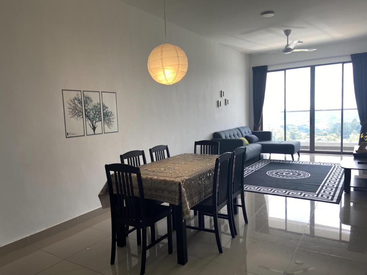 Relax Bear Homestay Tanah Rata Buitenkant foto