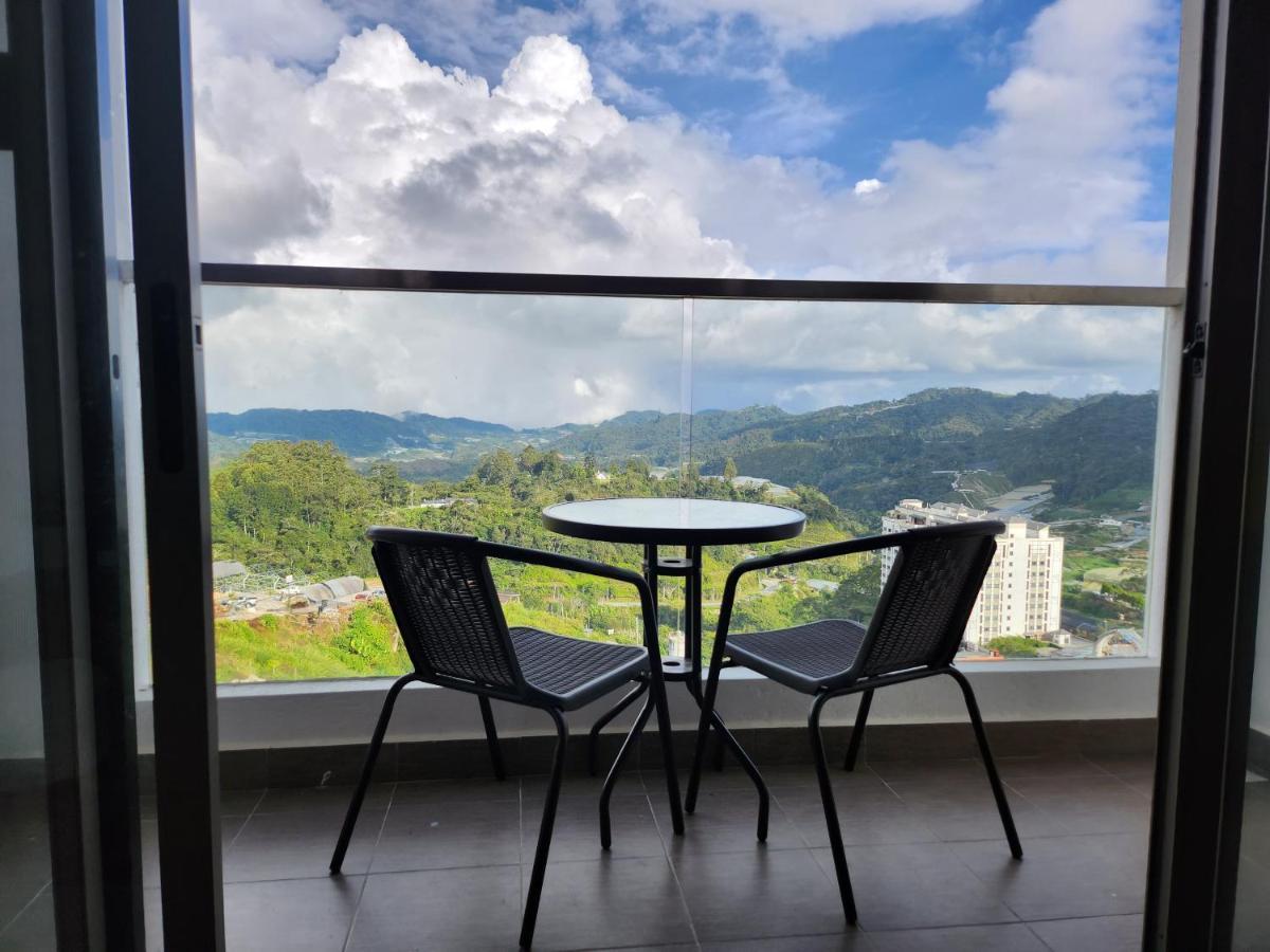 Relax Bear Homestay Tanah Rata Buitenkant foto