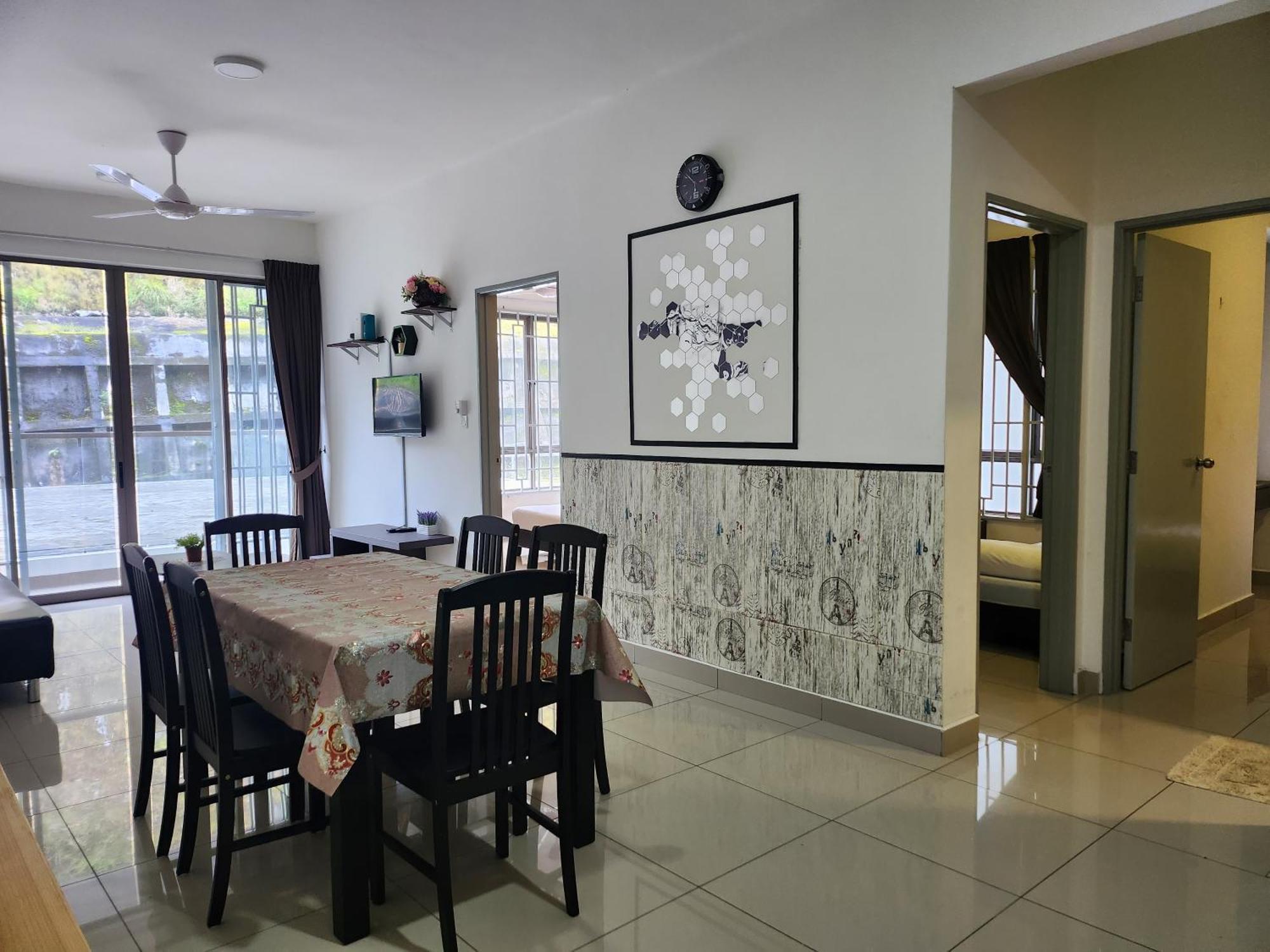 Relax Bear Homestay Tanah Rata Buitenkant foto